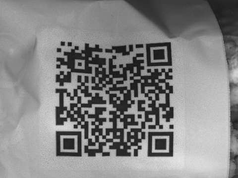 Reading QR codes on plastic film | SensoPart