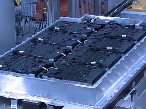 Assembling battery packs in e-cars with vision sensors